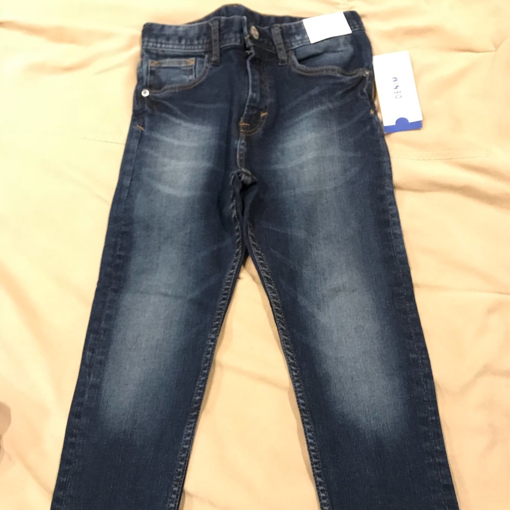 H&M relaxed tapered jeans for boys
